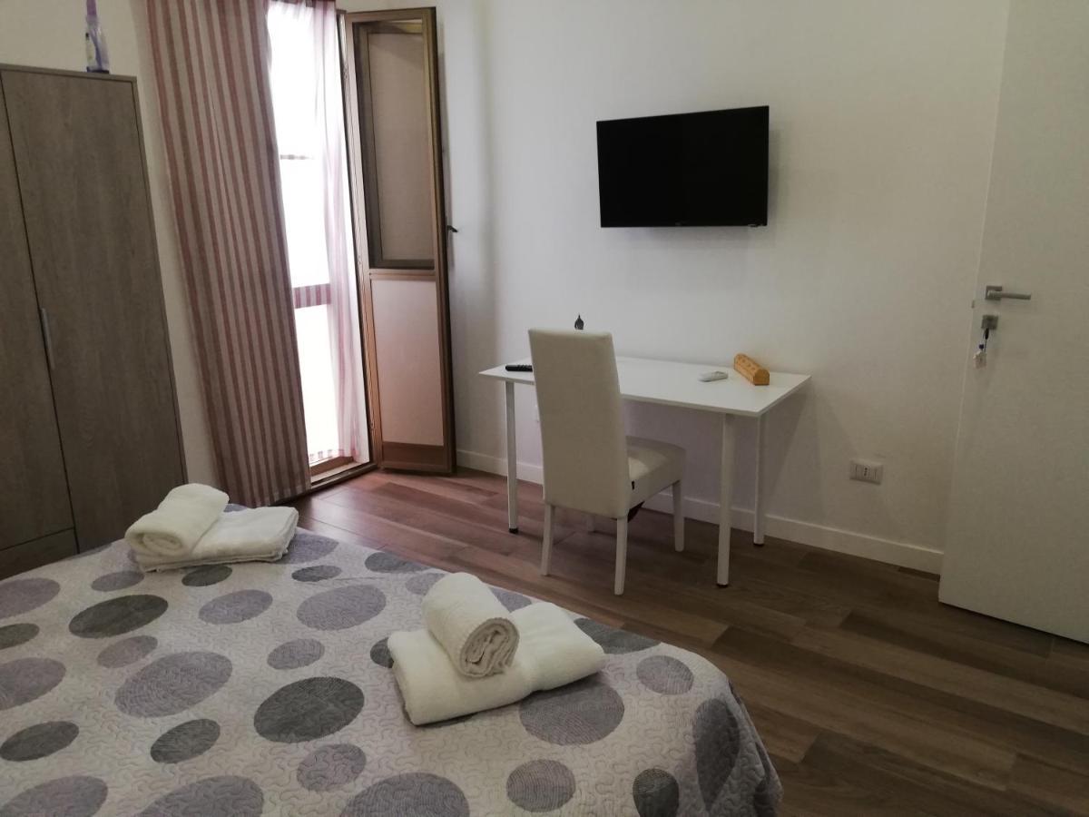 Bed and Breakfast Casa Di Edo à Brindisi Extérieur photo